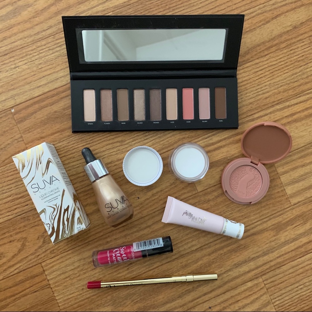 Makeup beauty bundle